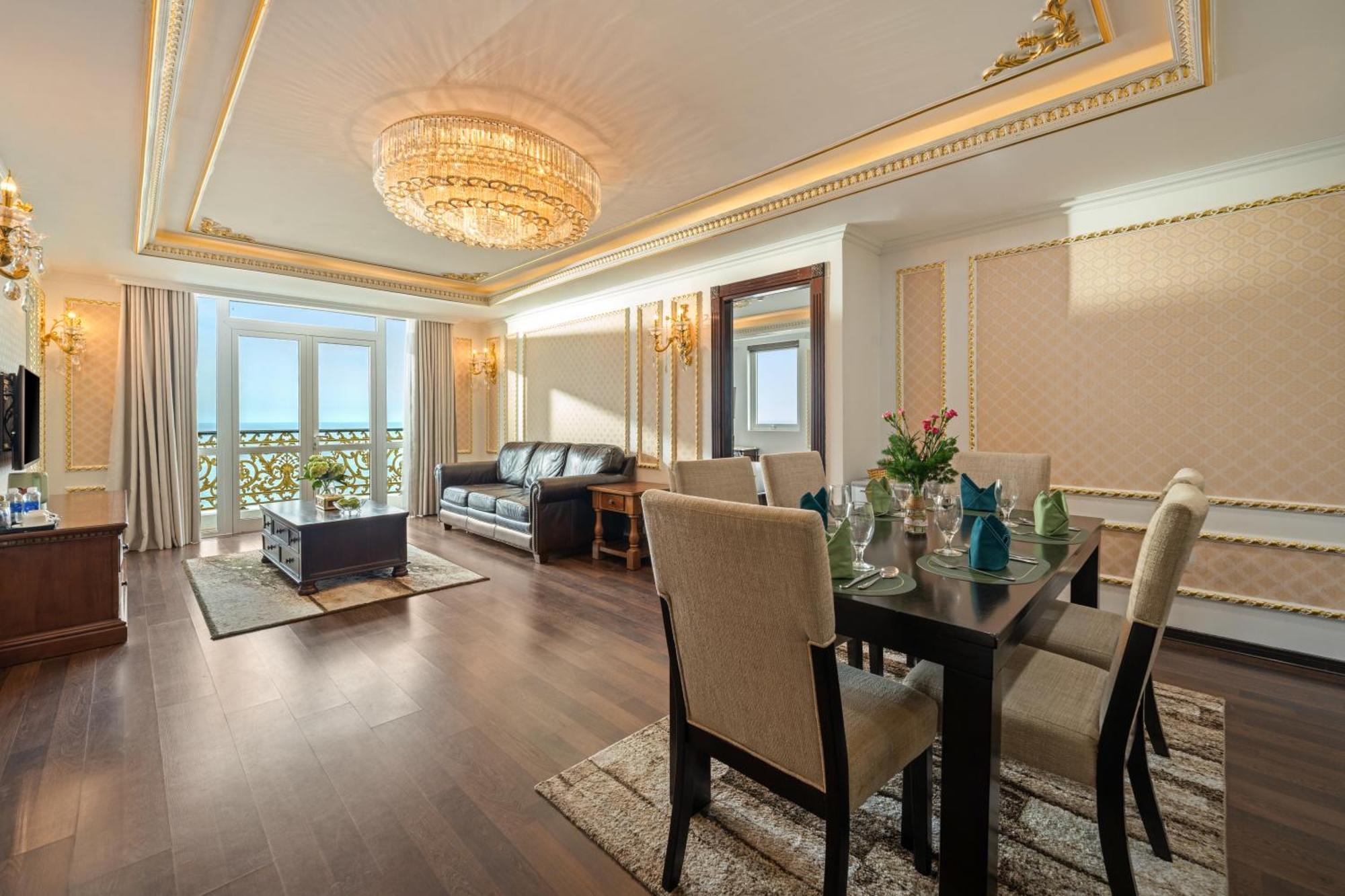 Paracel Beach Hotel Da Nang Buitenkant foto
