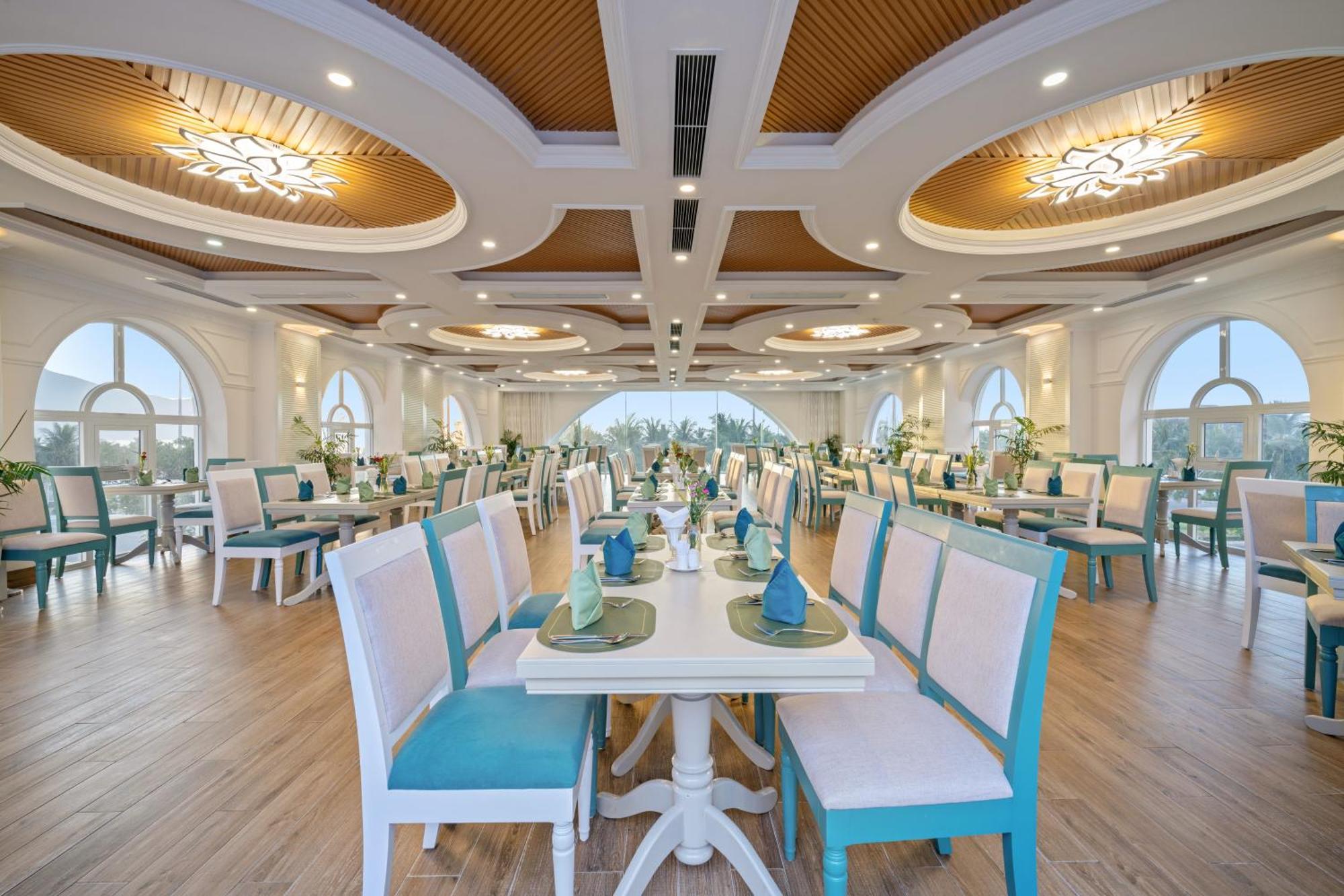 Paracel Beach Hotel Da Nang Buitenkant foto
