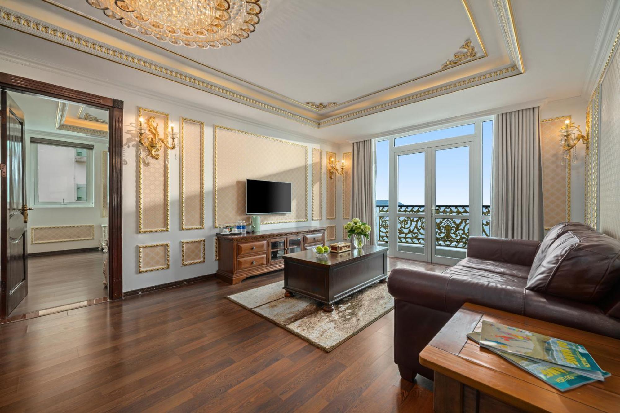Paracel Beach Hotel Da Nang Buitenkant foto