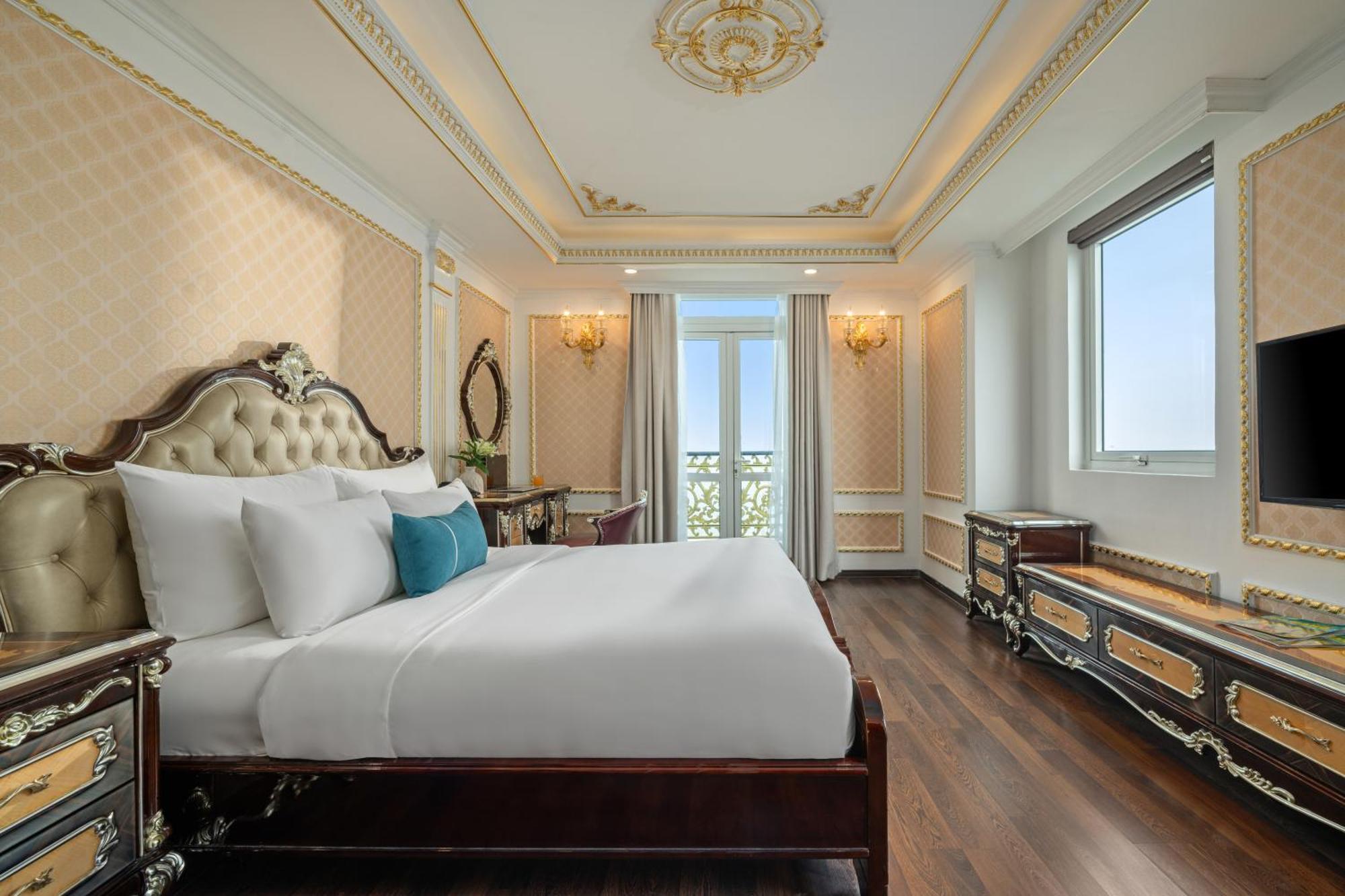 Paracel Beach Hotel Da Nang Buitenkant foto