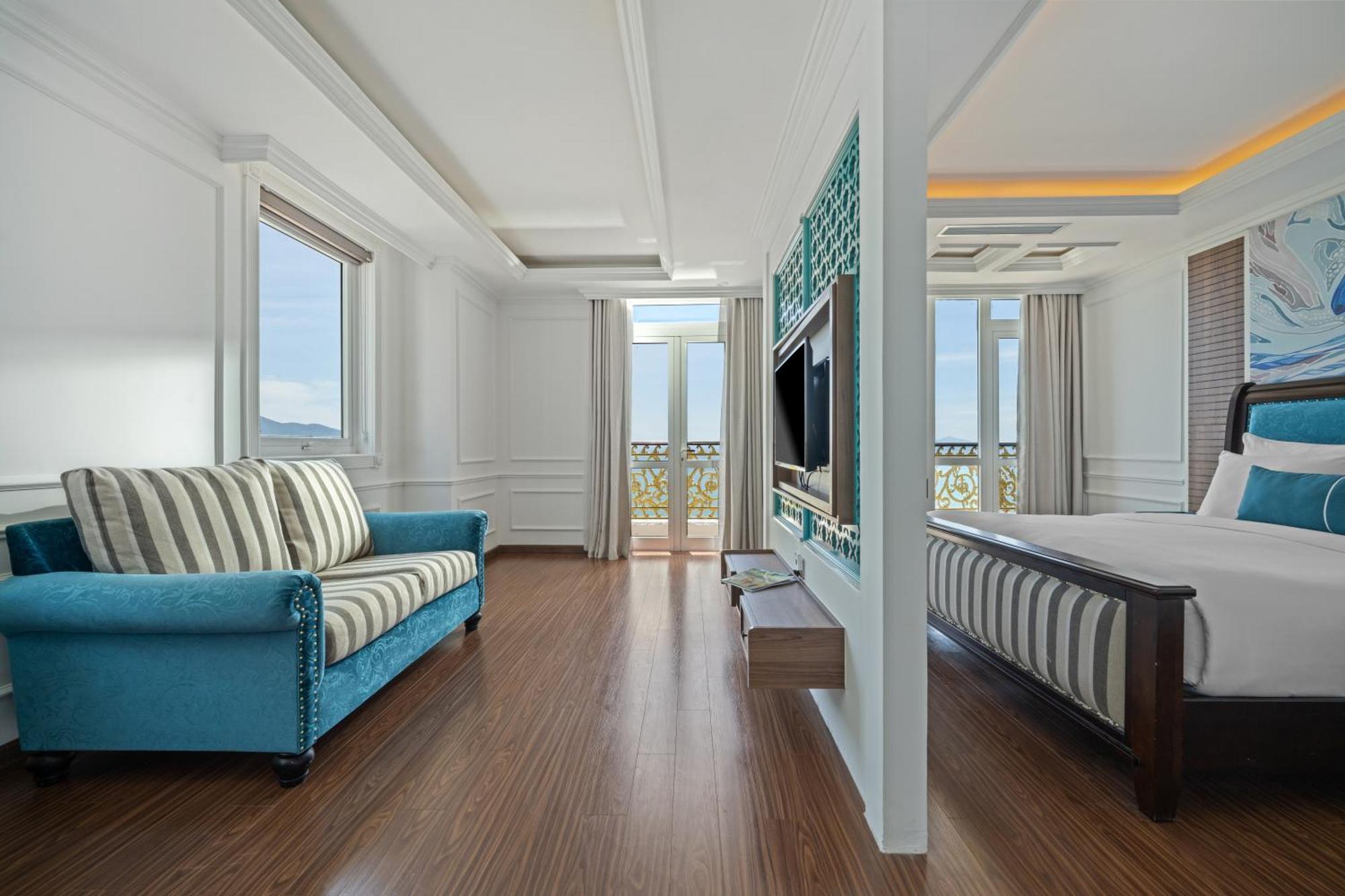 Paracel Beach Hotel Da Nang Buitenkant foto